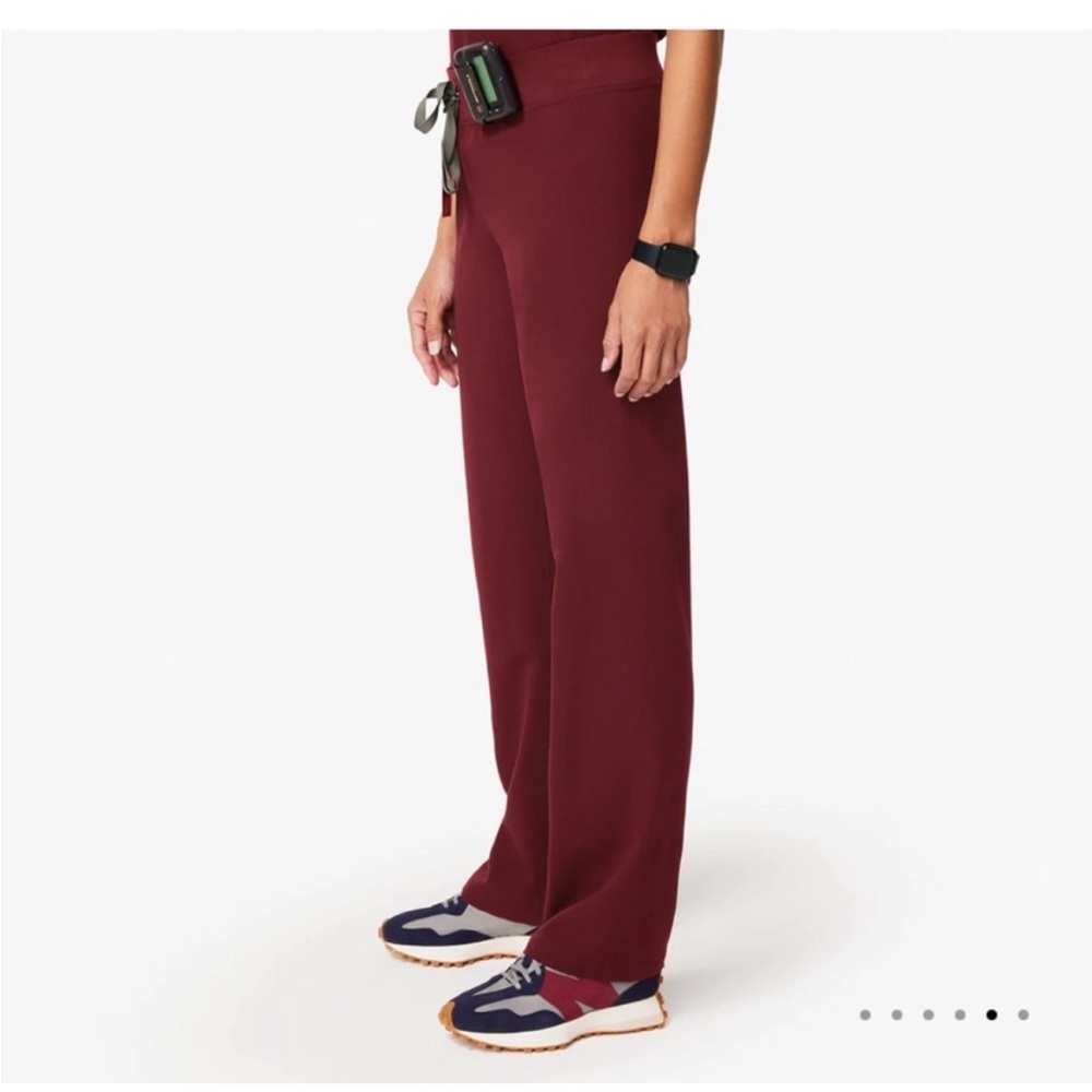 Burgundy Livingston™ High Waisted - Basic Scrub Pants